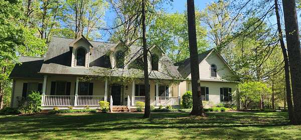 1.62 Acres of Land with Home for Sale in London, Kentucky