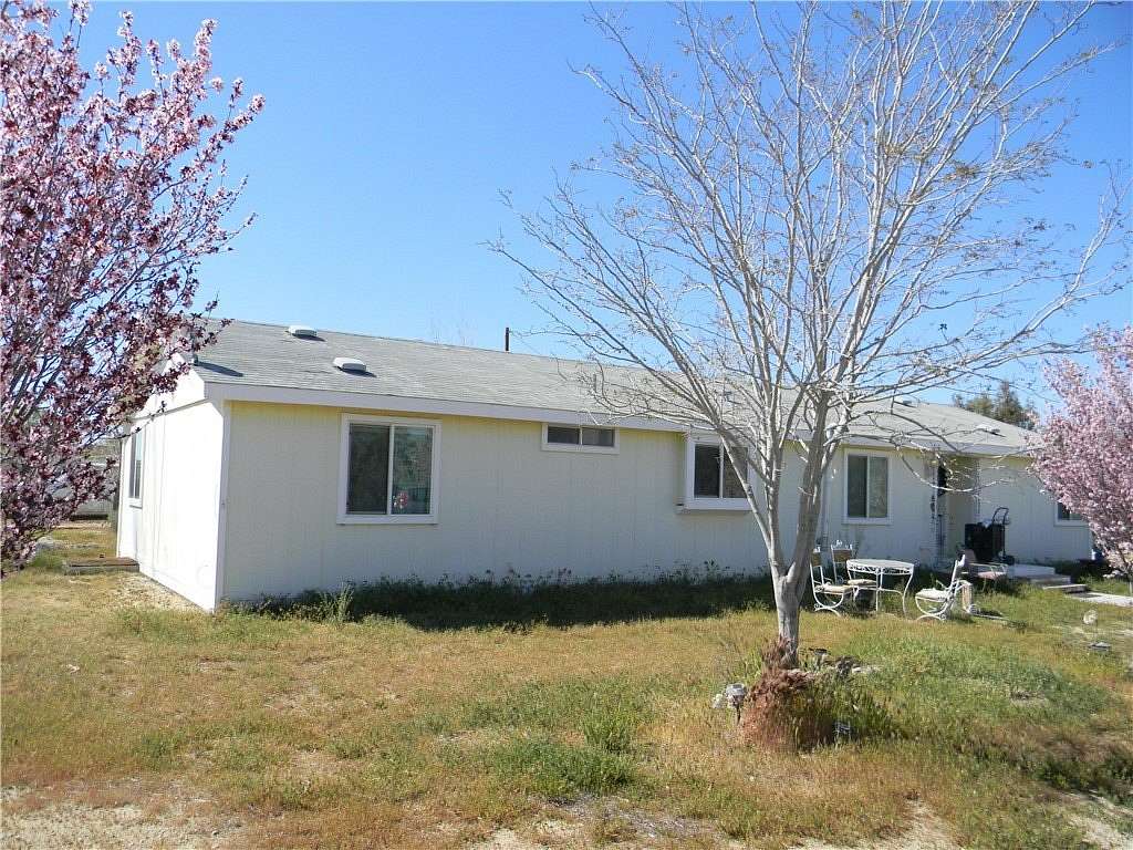 2.12 Acres of Land with Home for Sale in Llano, California