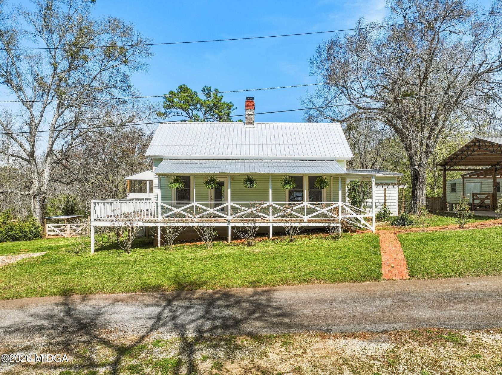 4 Acres of Land with Home for Sale in Juliette, Georgia