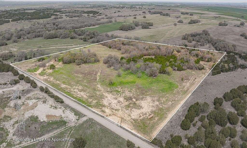 18.7 Acres of Recreational & Residential Land for Sale in Dublin, Texas