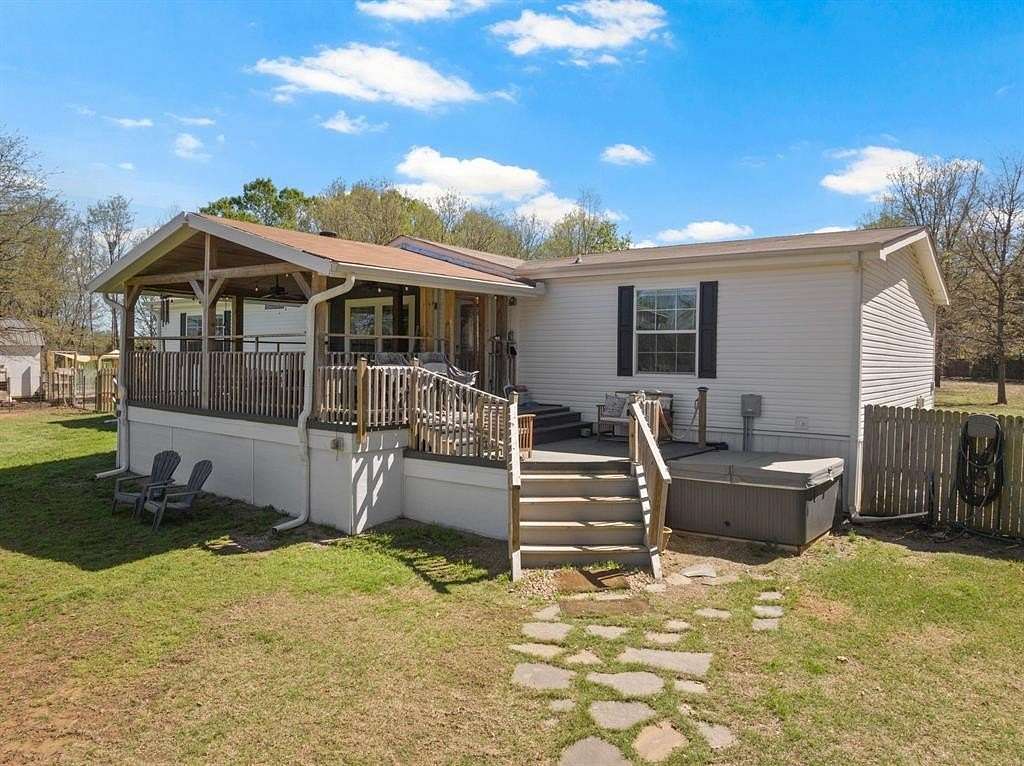 1.9 Acres of Land with Home for Sale in Mount Vernon, Texas