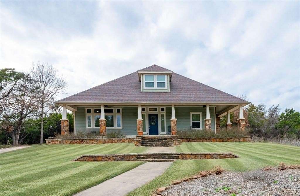 4.35 Acres of Land with Home for Sale in Cedar Hill, Texas