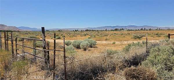 10.2 Acres of Land for Sale in Mojave, California