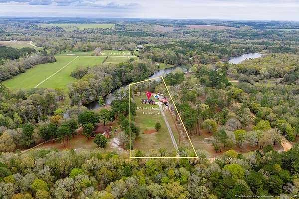 2.57 Acres of Land with Home for Sale in Geneva, Alabama