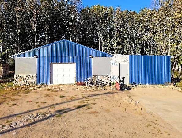 1.54 Acres of Residential Land for Sale in Bloomingdale, Michigan