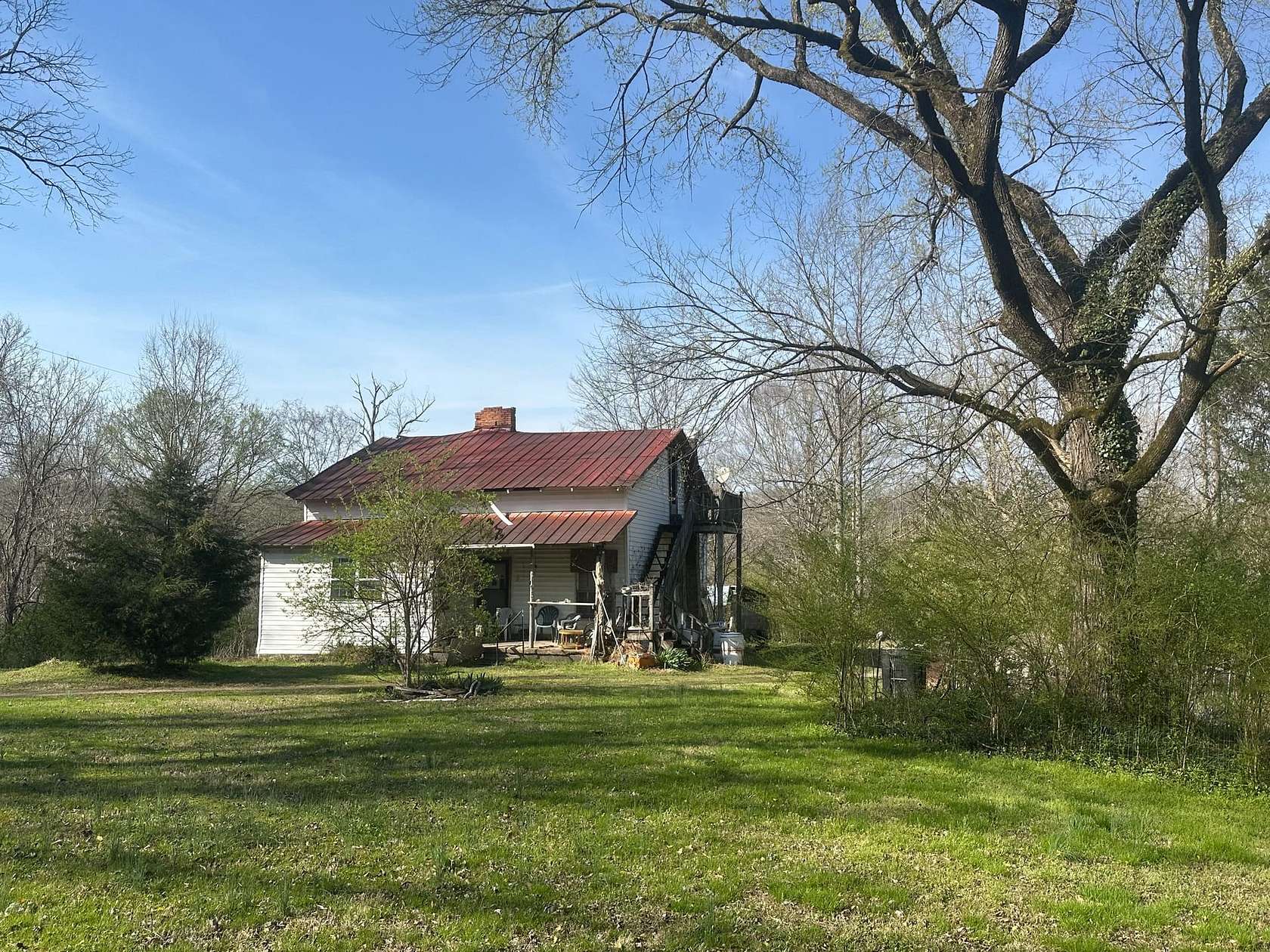 2.19 Acres of Land with Home for Sale in Kingston Springs, Tennessee