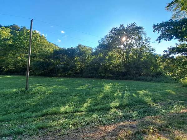 14.4 Acres of Land for Sale in Lafayette, Tennessee