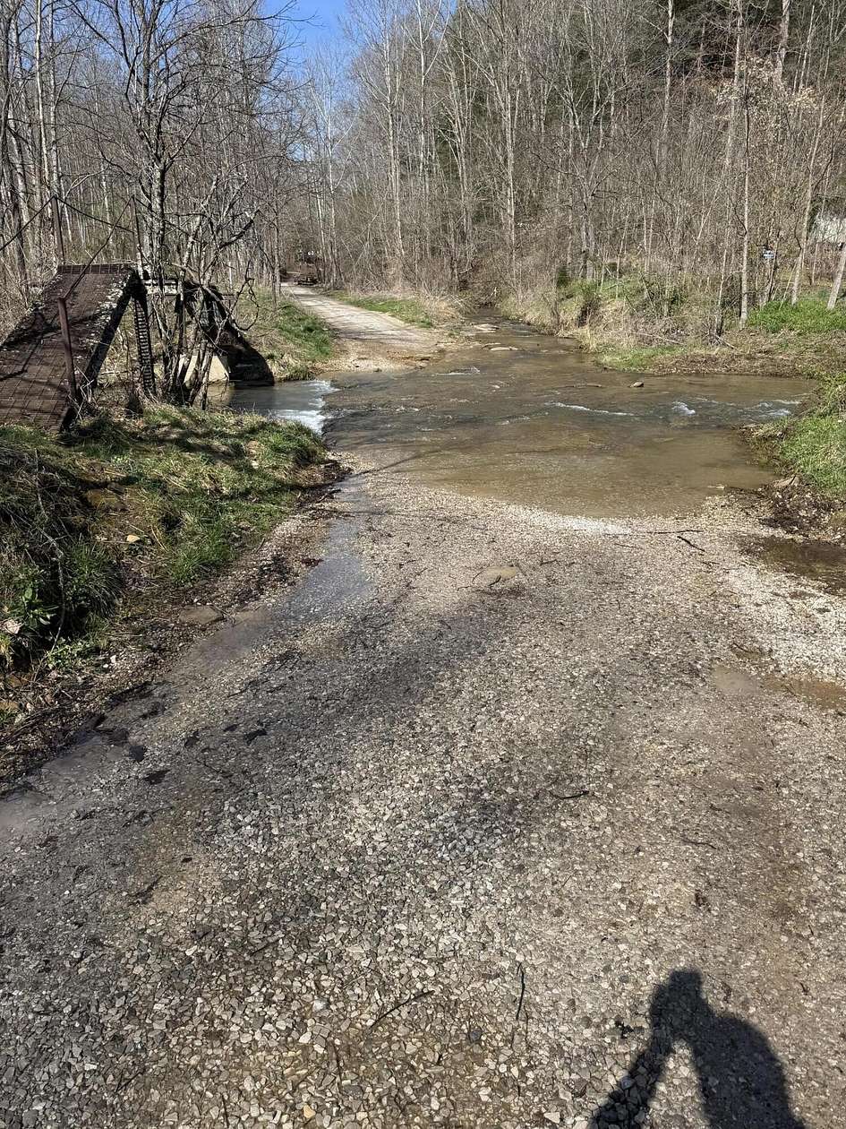 40 Acres of Recreational & Residential Land for Sale in Woollum, Kentucky