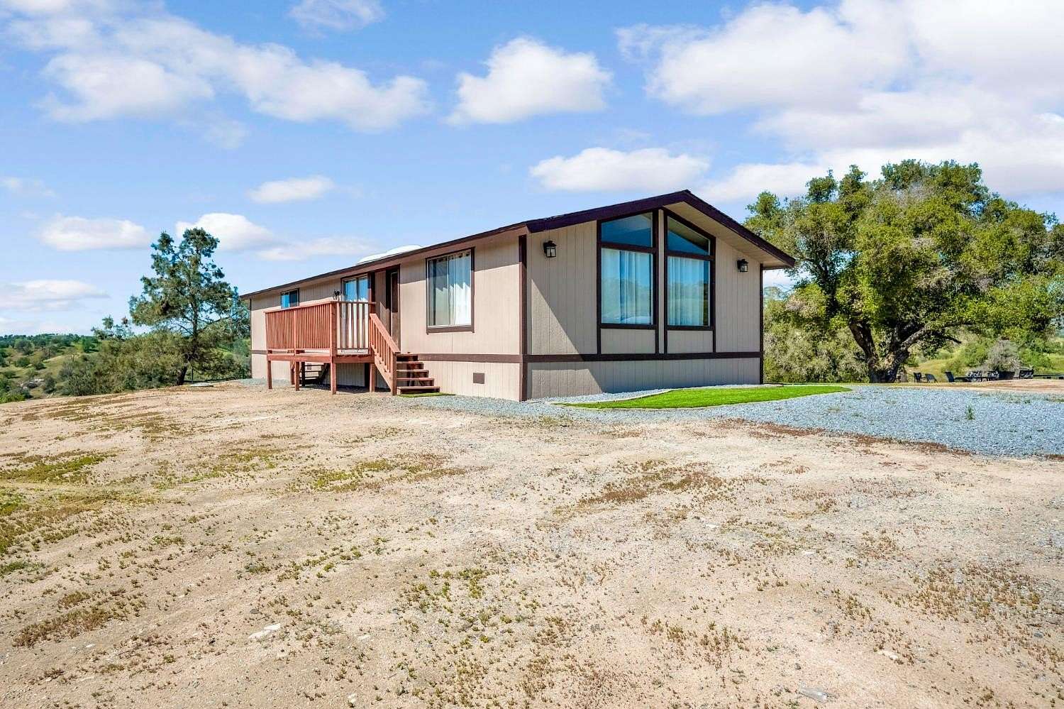 2.5 Acres of Land with Home for Sale in Madera, California