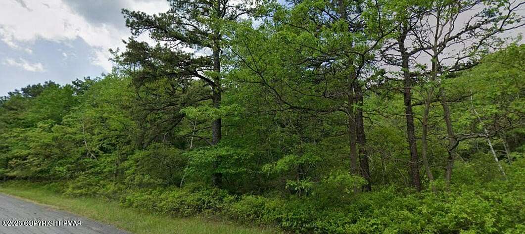 0.97 Acres of Residential Land for Sale in Long Pond, Pennsylvania