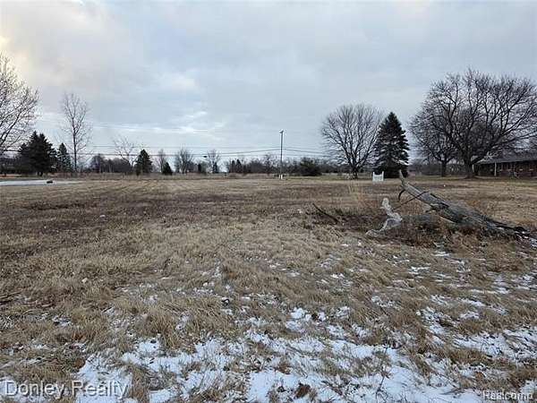1 Acre of Commercial Land for Sale in Marlette, Michigan