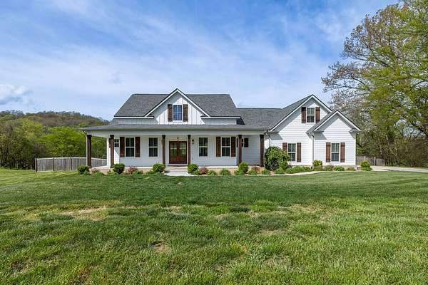 12 Acres of Recreational Land with Home for Sale in Culleoka, Tennessee