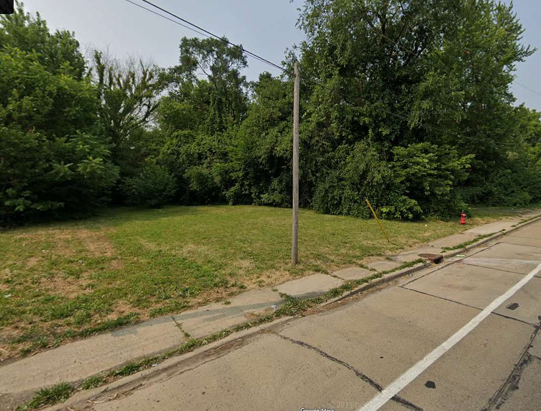0.88 Acres of Residential Land for Sale in Springfield, Illinois