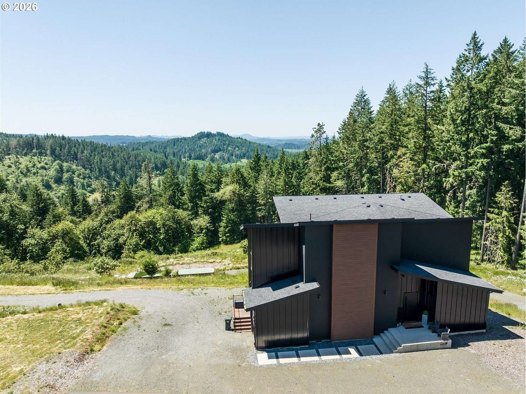 5 Acres of Land with Home for Sale in Eugene, Oregon