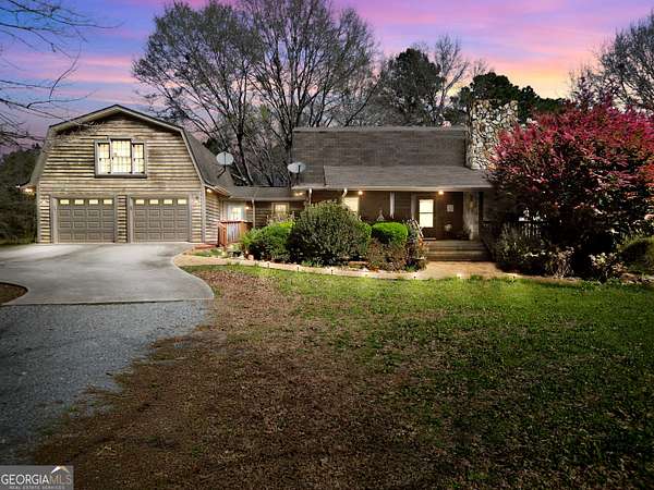 54 Acres of Recreational Land with Home for Sale in Barnesville, Georgia