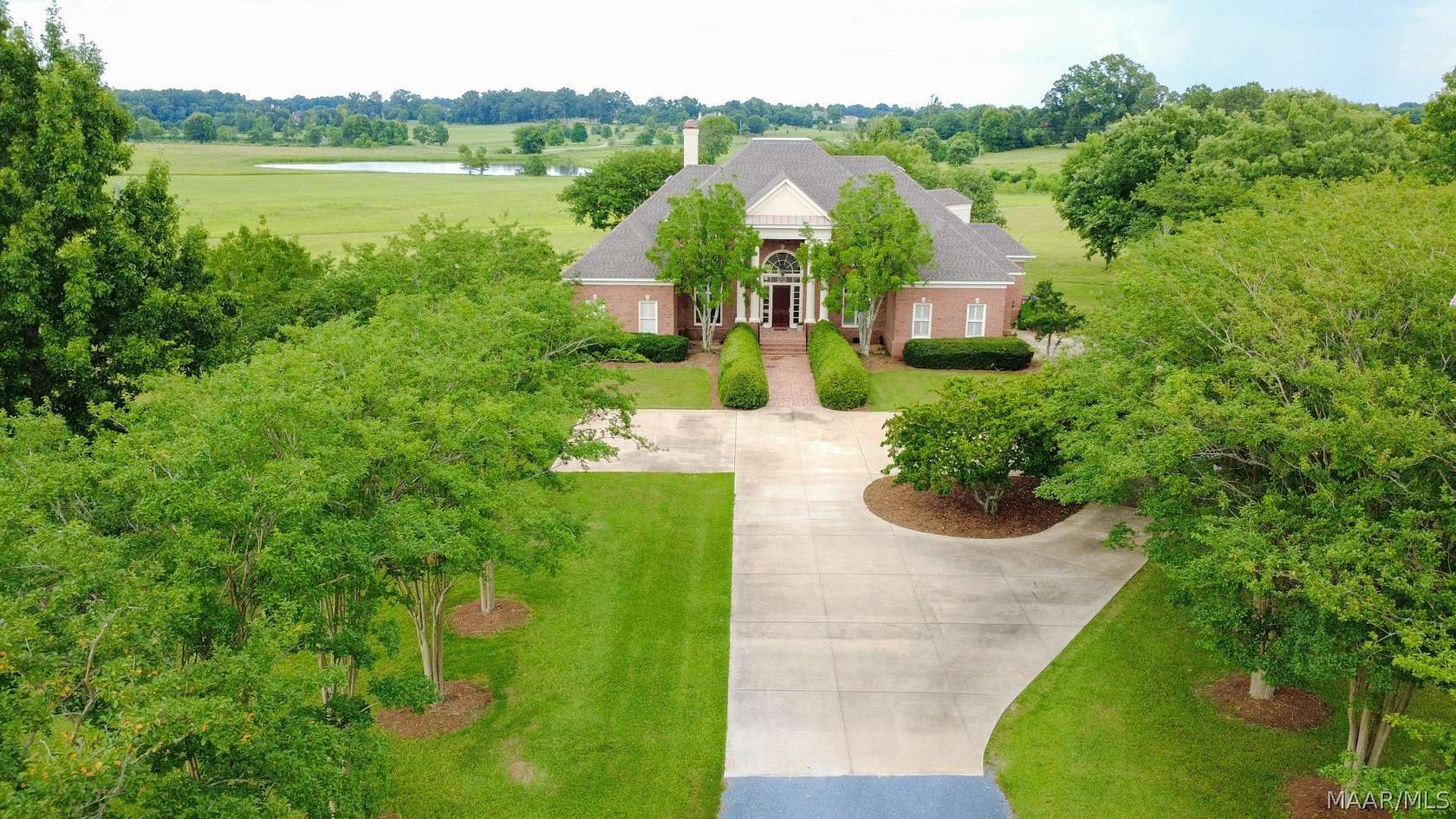 16.1 Acres of Recreational Land with Home for Sale in Pike Road, Alabama