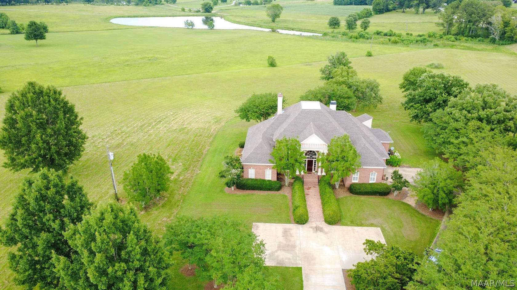 16.1 Acres of Recreational Land with Home for Sale in Pike Road, Alabama