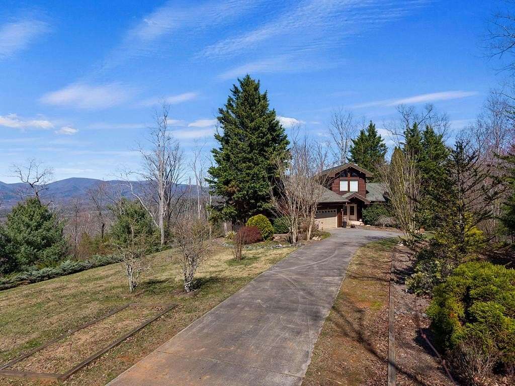 13.9 Acres of Land with Home for Sale in Ellijay, Georgia