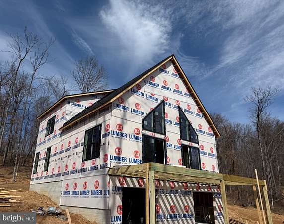 3.24 Acres of Land with Home for Sale in Hedgesville, West Virginia