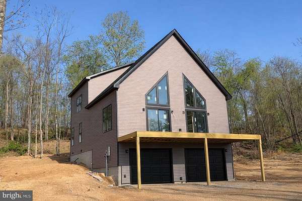 3.24 Acres of Land with Home for Sale in Hedgesville, West Virginia