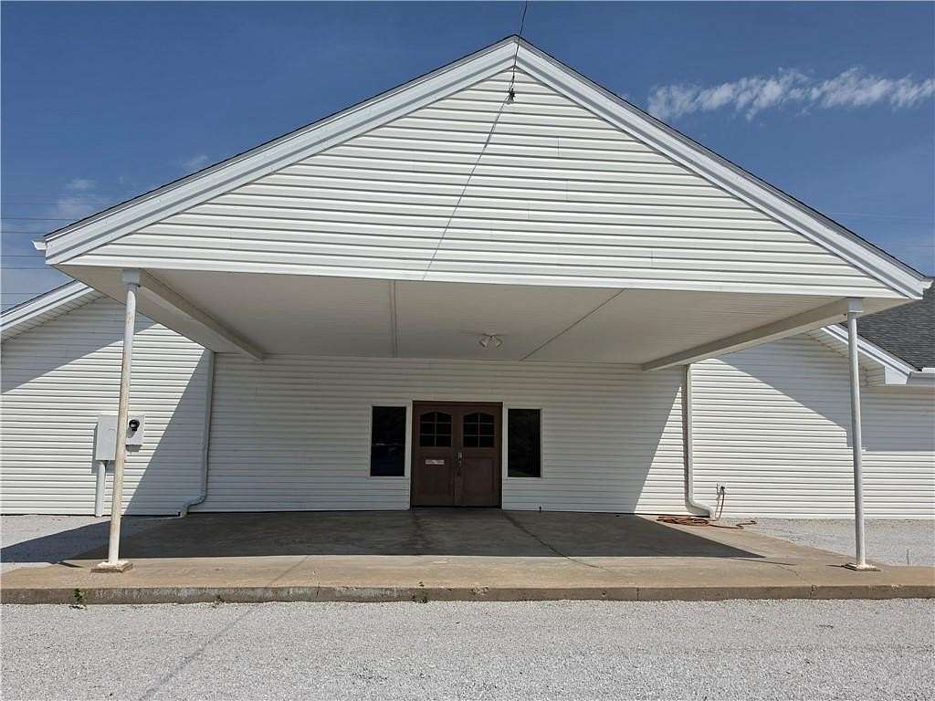 9.9 Acres of Mixed-Use Land for Sale in Pittsburg, Kansas
