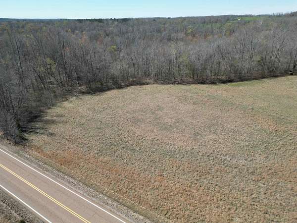 8.84 Acres of Land for Sale in Jacks Creek, Tennessee