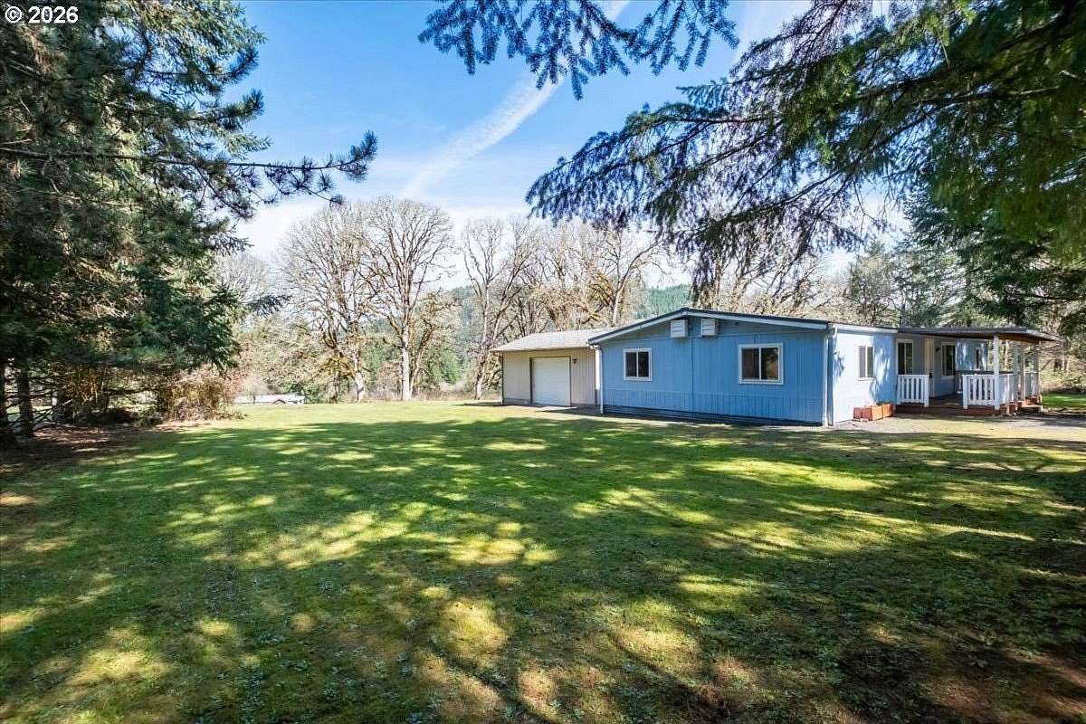 5 Acres of Land with Home for Sale in Lebanon, Oregon