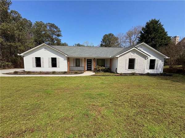 2.36 Acres of Land with Home for Sale in Loganville, Georgia