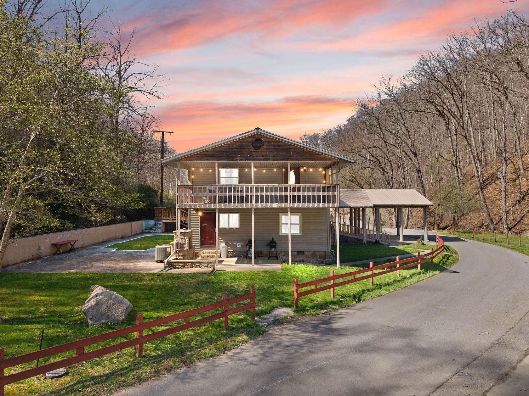 20 Acres of Land with Home for Sale in Dema, Kentucky