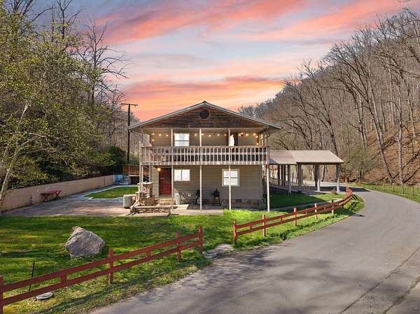 20 Acres of Land with Home for Sale in Dema, Kentucky