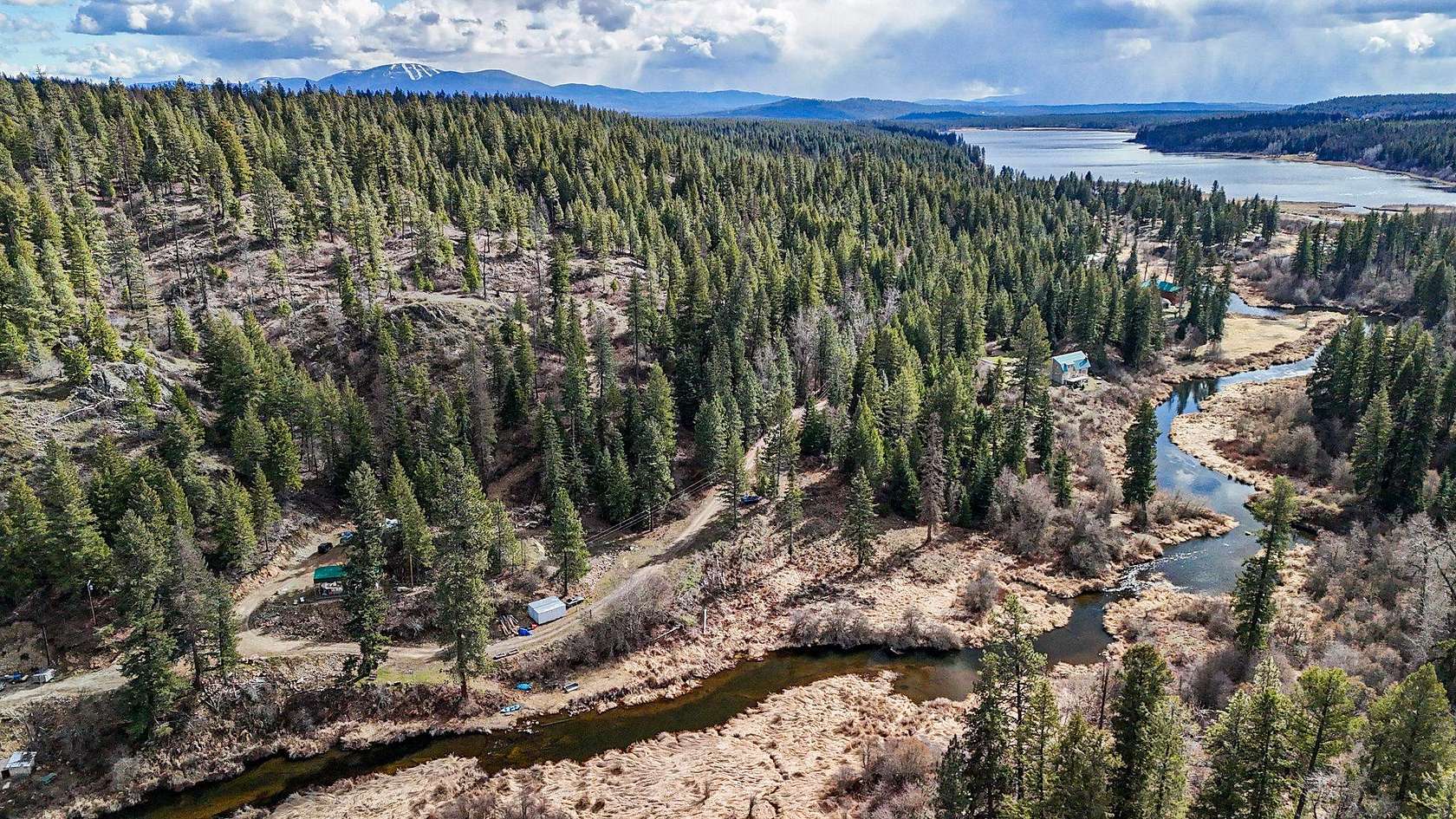 10 Acres of Residential Land for Sale in Elk, Washington