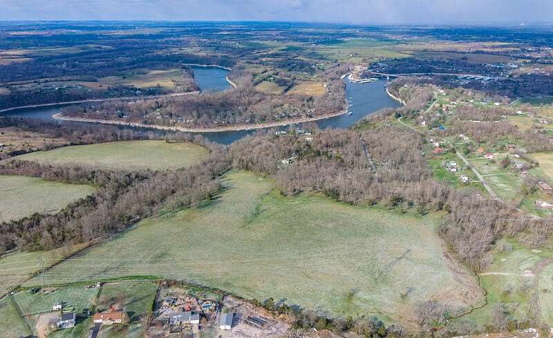 39 Acres of Land for Sale in Lancaster, Kentucky