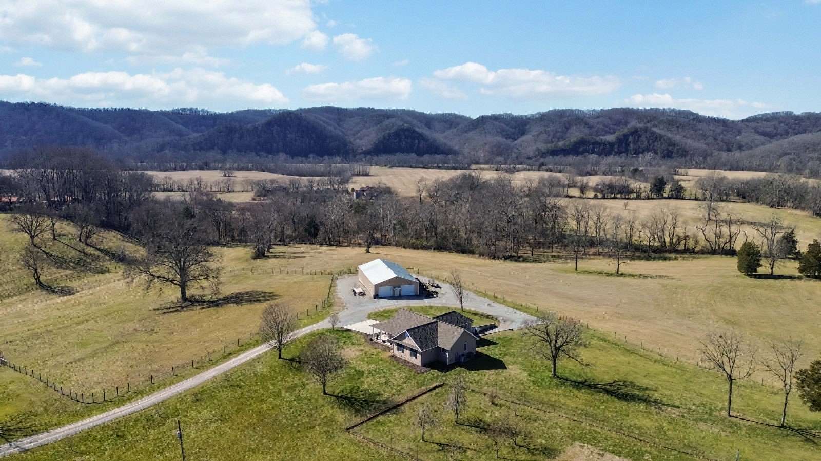 118 Acres of Land with Home for Auction in Burkesville, Kentucky