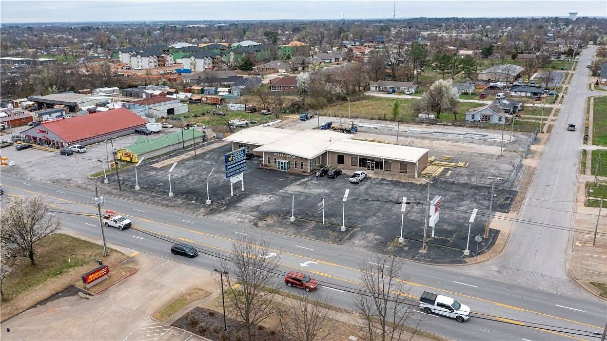 2.23 Acres of Improved Mixed-Use Land for Sale in Rogers, Arkansas