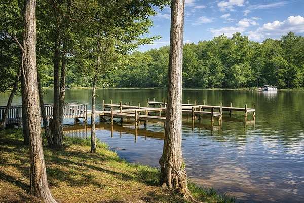 1 Acre of Residential Land for Sale in Hodges, South Carolina