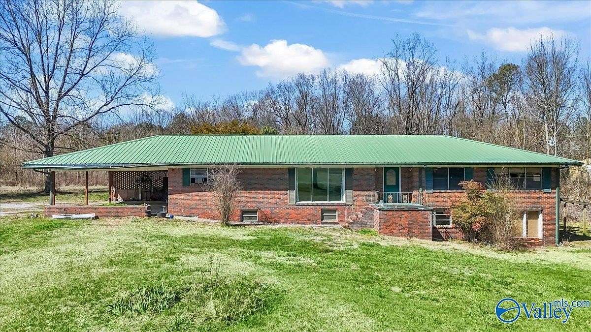 4.86 Acres of Land with Home for Sale in Cullman, Alabama