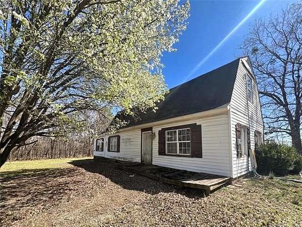 2.82 Acres of Land with Home for Sale in Fort Gibson, Oklahoma