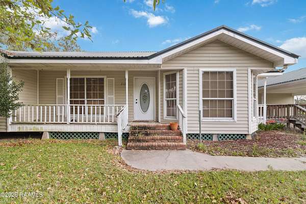 4.74 Acres of Land with Home for Sale in St. Martinville, Louisiana