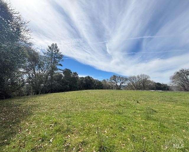 12 Acres of Land for Sale in Willits, California
