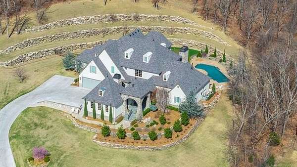 5.18 Acres of Land with Home for Sale in Jenks, Oklahoma