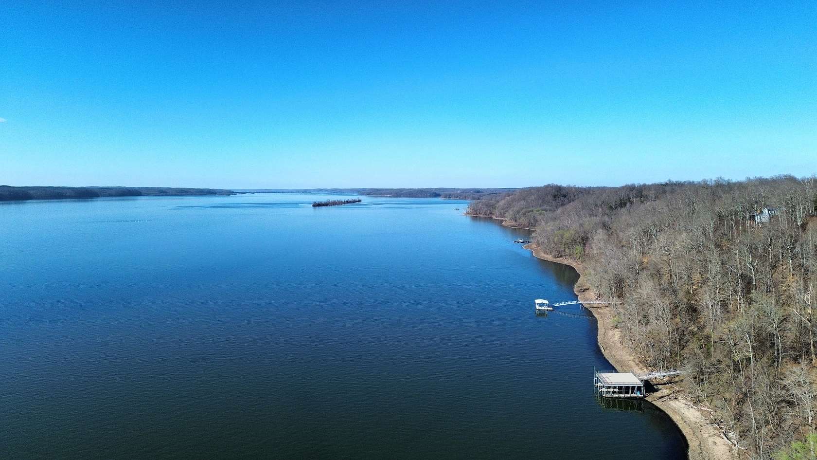 1.37 Acres of Residential Land for Sale in Waverly, Tennessee