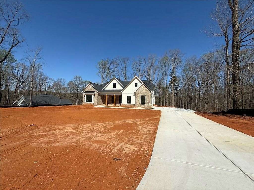 2 Acres of Land with Home for Sale in Pendergrass, Georgia