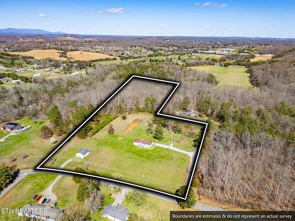 8 Acres of Land with Home for Sale in Lenoir City, Tennessee