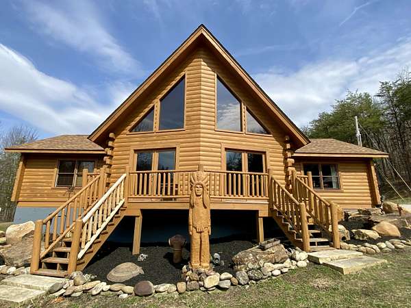 42.8 Acres of Recreational Land with Home for Sale in London, Kentucky