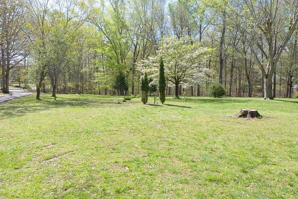 0.91 Acres of Residential Land for Sale in Winchester, Tennessee