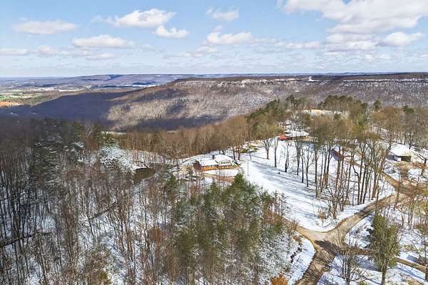 4.3 Acres of Land with Home for Sale in Sparta, Tennessee