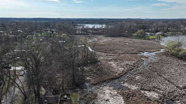 1.17 Acres of Residential Land for Sale in Commerce Township, Michigan