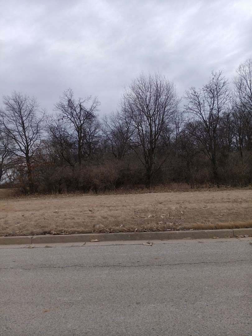 1 Acre of Residential Land for Sale in Sheridan, Illinois