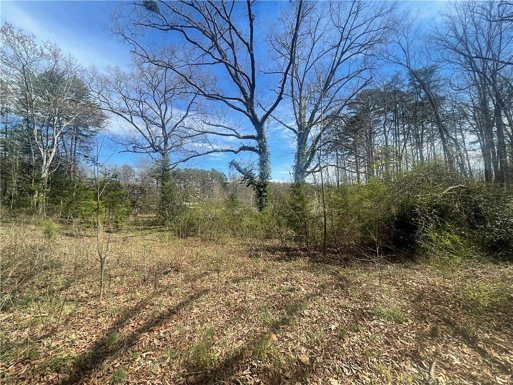 0.5 Acres of Land for Sale in Walhalla, South Carolina