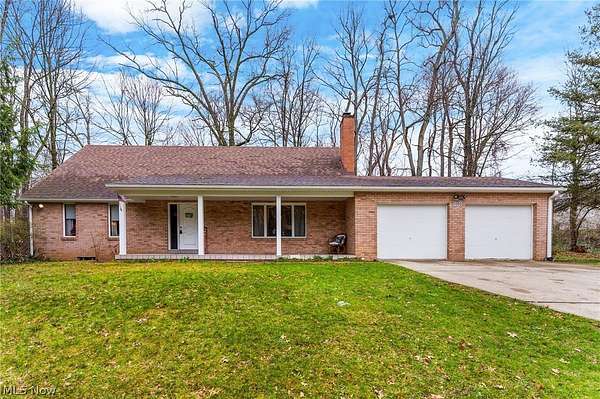 2.5 Acres of Land with Home for Sale in Salem, Ohio